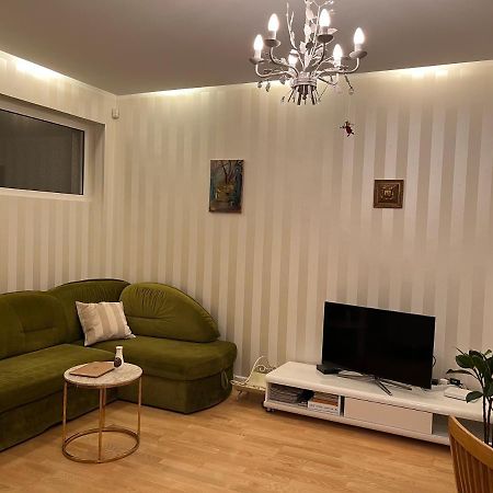 Provence Style Apartment In Old Town Klaipėda Kültér fotó