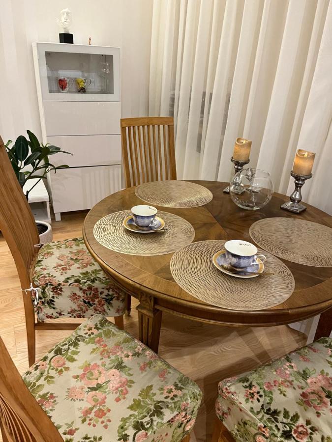 Provence Style Apartment In Old Town Klaipėda Kültér fotó