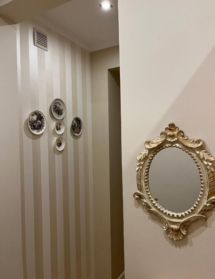 Provence Style Apartment In Old Town Klaipėda Kültér fotó
